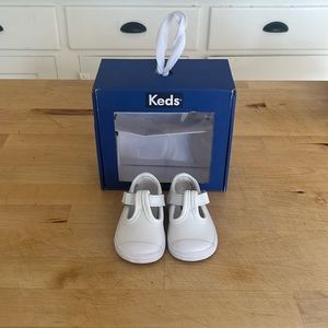 Keds children’s toe cap t strap shoe